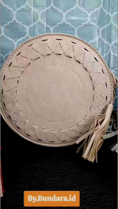 Bundara Tas Ta-1138: Model Anyam untuk Gaya Kasual Wanita