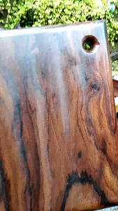 Chopping board w/hole handle