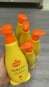 Sữa Tắm Wesser Cho Bé Sơ Sinh Không Cay Mắt Hương Thơm Dịu Nhẹ Tắm gội hằng ngày cho bé chai 500-200ml Hàng Chuẩn Công Ty