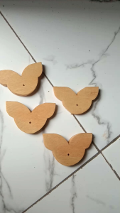 Kaki Kandang motif kupu2 / perlengkapan kandang