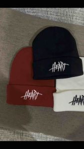 หมวกไหมพรม_Heart Cap_Hat ใส่กันหนาว ลายปัก ลายสกรีน มีหลายสี หลายแบบ ราคาถูก พร้อมส่ง