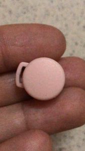 5 cái - Nút chặn nhựa tròn 2 lỗ có quai cố định dùng làm nút chặn dây áo khoác quần thể thao balo giày
