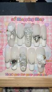 เล็บปลอมเล็บเจลแท้ 99% ติดดอกไม้ ปลอดภัย ความงาม ผีเสื้อ กาวตะไบ รวมทั้ง 10 ปริมาณ ชุด