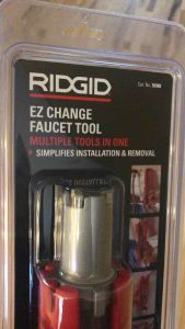 Ridgid EZ Change Plumbing Wrench Hand Tool Faucet Installation and Removal Tool