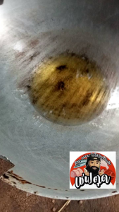 เชฟตุดเนื้อแดด รสหมูผัดพริกแกง