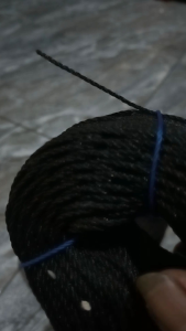produk tali tambang hitam 2mm panjang kurang lebih 150 meter kuat dan banyak kegunaan kualitas terbaik