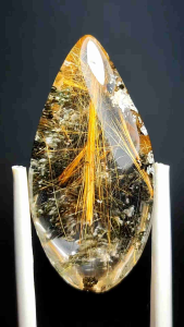 ควอตซ์ ไหมทอง🔹Golden Rutiled Quartz