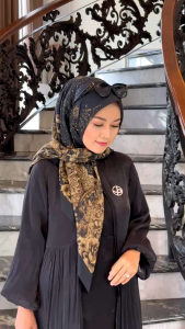 STARLA SERIES JOURNEY SCARVES JILBAB SEGIEMPAT JP MOTIF FASHION HIJAB BRANDED