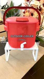 Tupperware Water Dispenser 8.7L (Outdoor Cooler) Penakung Air Besar Large Capacity BPA SAFE