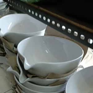 Mangkok Keramik Bibir: Pilihan Tepat untuk Masakan & Koki