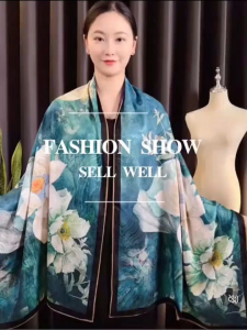 Khăn choàng lụa gấm họa tiết 3D (2 mặt khăn khác nhau)