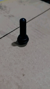 จุ๊บลม TR413 จุ๊บลมยางรถยนต์ TR413 จุ๊บลมยาง วัสดุทองเหลืองน้ำหนักเบาและพร้อมความทนทานสูงสุด  (ราคา1ตัว)บริการเก็บเงินปลายทาง