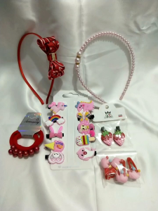 Aksesoris Rambut yang Cantik & Praktis: Pita Rambut, Kuncir Rambut, Jepitan Rambut, dan Bando Mutiara