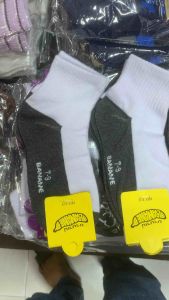 เท้านักเรียนสีขาวพื้นเทา 1 แพ็คมี 12 คู่ 4-6/5-7/7-9 ฟรี ผ้านิ่มสบาย