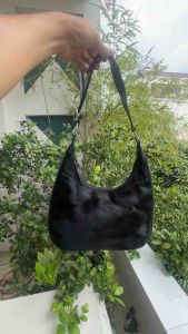 Túi 2hand đeo vai lỗi nhẹ da thật phối lông thật hobo của Ý -T295