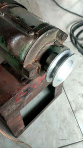 Pully A3 as 12 mm buat mesin Sanyo atau dinamo As 12 mm + Baut kunci 12