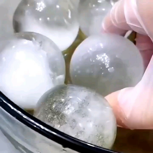 Cetakan Es Batu Model Cube Bulat - Tempat Wadah Buat Es Batu Bulat Sempurna