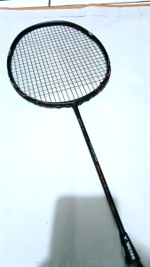 Raket Badminton Thruster BXR-TK: Pilihan Terbaik untuk Kompetisi & Pemula