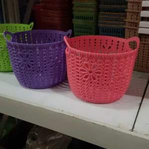 Uniglobal Round Knitted Small Basket Space Savers Mini Storage Basket Baby Mini Laundry Basket Mini Organizer