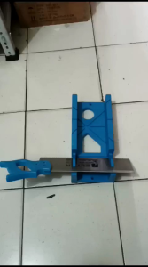 Gergaji Pigura Siku Potong Sudut Kayu Premium