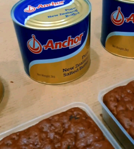 KEK KUKUS BUAH PREMIUM KURANG MANIS - 800GM