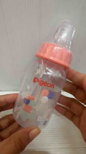 Pigeon พีเจ้นขวดนมทรงกลมพร้อมจุก ขนาด4ออนซ์ลายช้างแพ็ค3ขวด