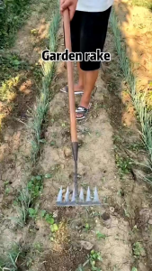 RAKE BESI GARU GARUK PENGGEMBUR TANAH ALAT PENYIANG RUMPUT ALAT BERKEBUN SERBAGUNA