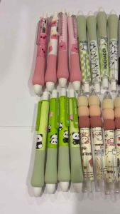 【ReadyStock】Kawaii Cute Sponge Holder Gel ink pen