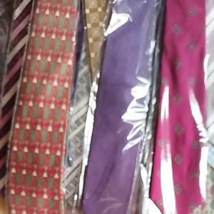 Dasi Kantor Manual Motif Salur Kotak Batik Pria