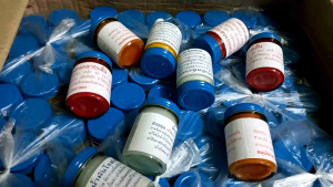 น้ำมันโอสถทิพย์ (วัดโพธิ์) ขนาด 50 กรัม(ขวดละ)