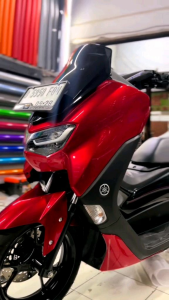 Stiker Skotlet Merah Metalic Candy: Desain & Penggunaan