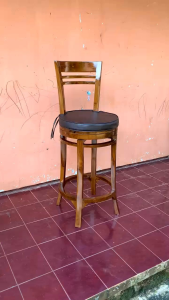 kursi bar bisa putar kayu jati