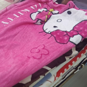 ❤️HELLO KITTY FLEECE BLANKET SINGLE SIZE150*200CM❤️