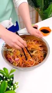 Baskom Parutan Stainless Steel 3 in 1 Baskom Pemarut Sayur Timun Wortel