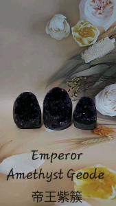 KRISTAL SG: QEN10/108A/B/CEmperor Amethyst Geode/帝王紫簇