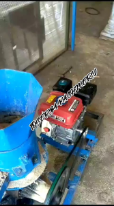 MESIN CETAK PELET VERTIKALmesin pelet vertikal mesin pelet vertikal murah 3-ROLLER