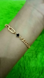 gelang  bunga hitam vancleef 02 gram Semar nusantara