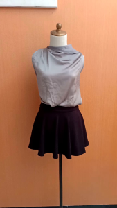 atasan wanita abu muda silk URBAN STAY cewek M L blouse crop top MEWAH kutung