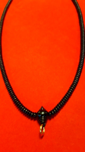 สร้อยคอกะลาตาเดียว ห้อยพระหน้าหลัง