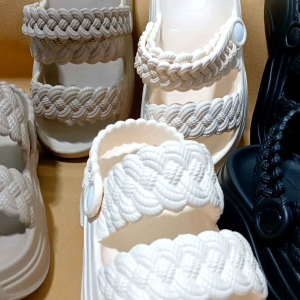 Sandal wanita karet spon empuk dan nyaman realpict