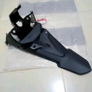 Spakbor Slebor Belakang Fender A RR Set Verza 150 Original Honda
