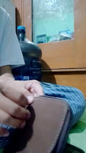 Dompet Kulit Handmade & Resleting: Keunggulan & Tips