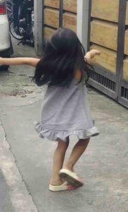 Girls Gingham Dress with Bow & Ruffle Hem – Sleeveless Casual Outfit for Kids Age 3-5 Years