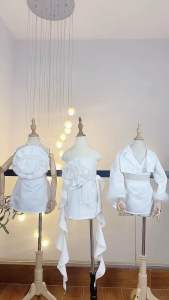 Set vest tay gắn lông vũ  và chân váy chữ A kèm áo bra bên trong sành điệu cho bé gái size từ 7-35kg