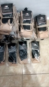 Kaos Kaki Jempol Muslimah Crem Telapak Hitam Kaos Kaki 2 Jari Wanita Dewasa Bahan Nylon Lembut