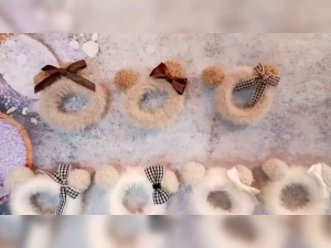 IKAT RAMBUT KOREA IMPORT / IKAT RAMBUT BEAR POMPOM / KUNCIRAN BERUANG BULU POMPOM / SCRUNCHIE POMPOM / KARET IKAT RAMBUT - 1 PCS / KRK-7821