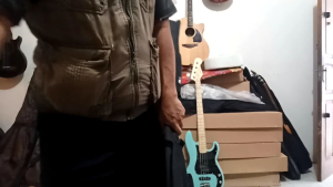 Semi Gigbag gig bag Bass Elektrik Mantab Berkualitas