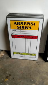 Papan Absensi Siswa Ukuran 40x60cm: Desain Mudah & Ideal