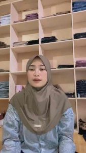 Khadisha Hijab Sport Pet dalam volly ball olah raga lembut nyaman