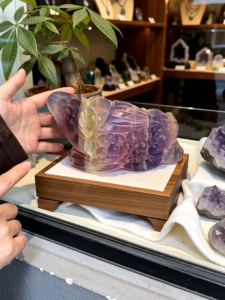 purple flourite 3 legged frog crystal decorations